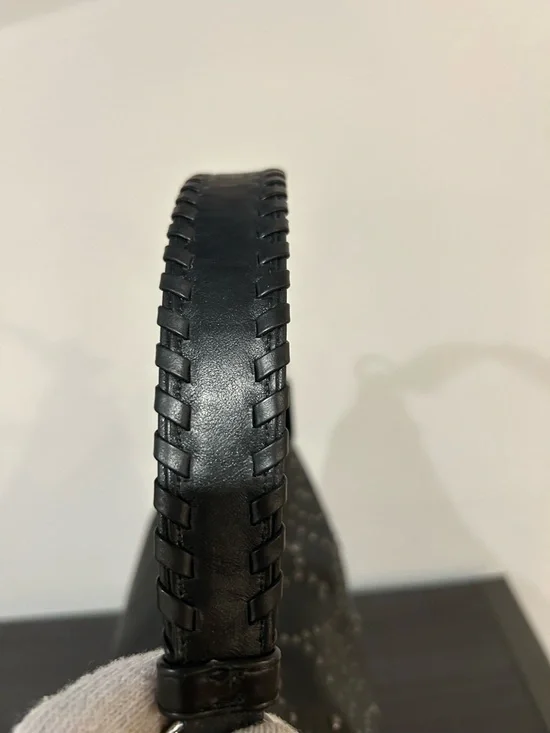 Coach Celeste Convertible Studded
Hobo bag in black leather EUC - Picture 6 of 13